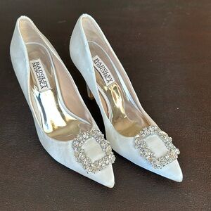 Badgley Mischka Womens Cher Pump, Soft White, size 5.5